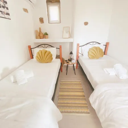 Naira Family Mykonos Plintri